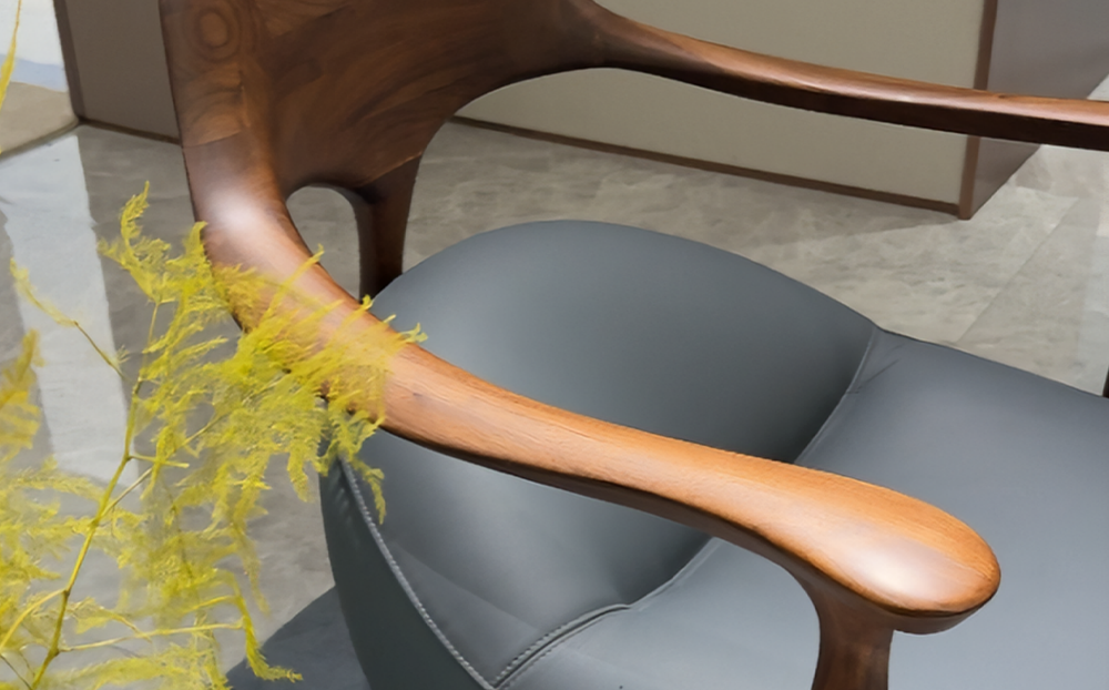 Yuan bao chair