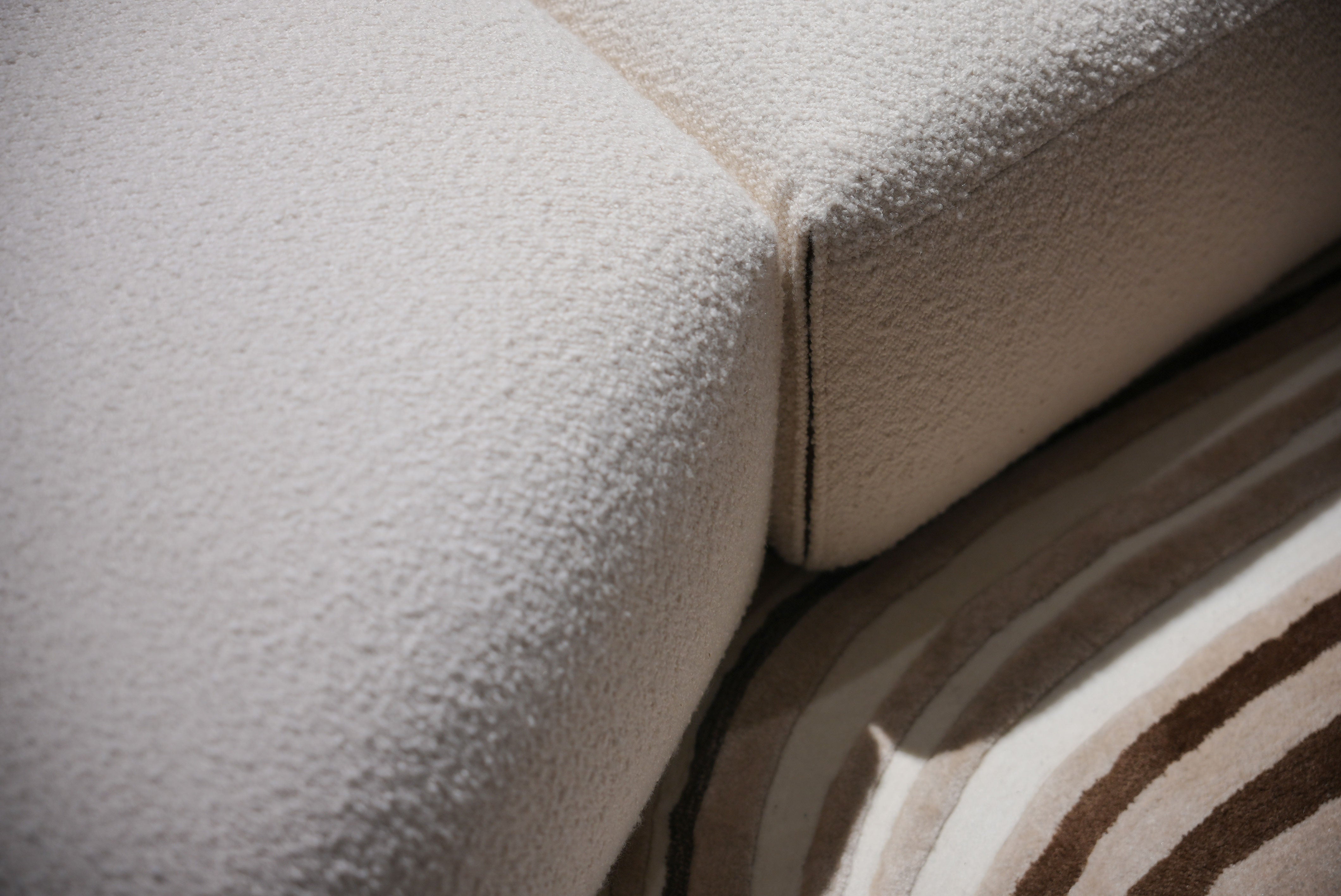 26. Sofa