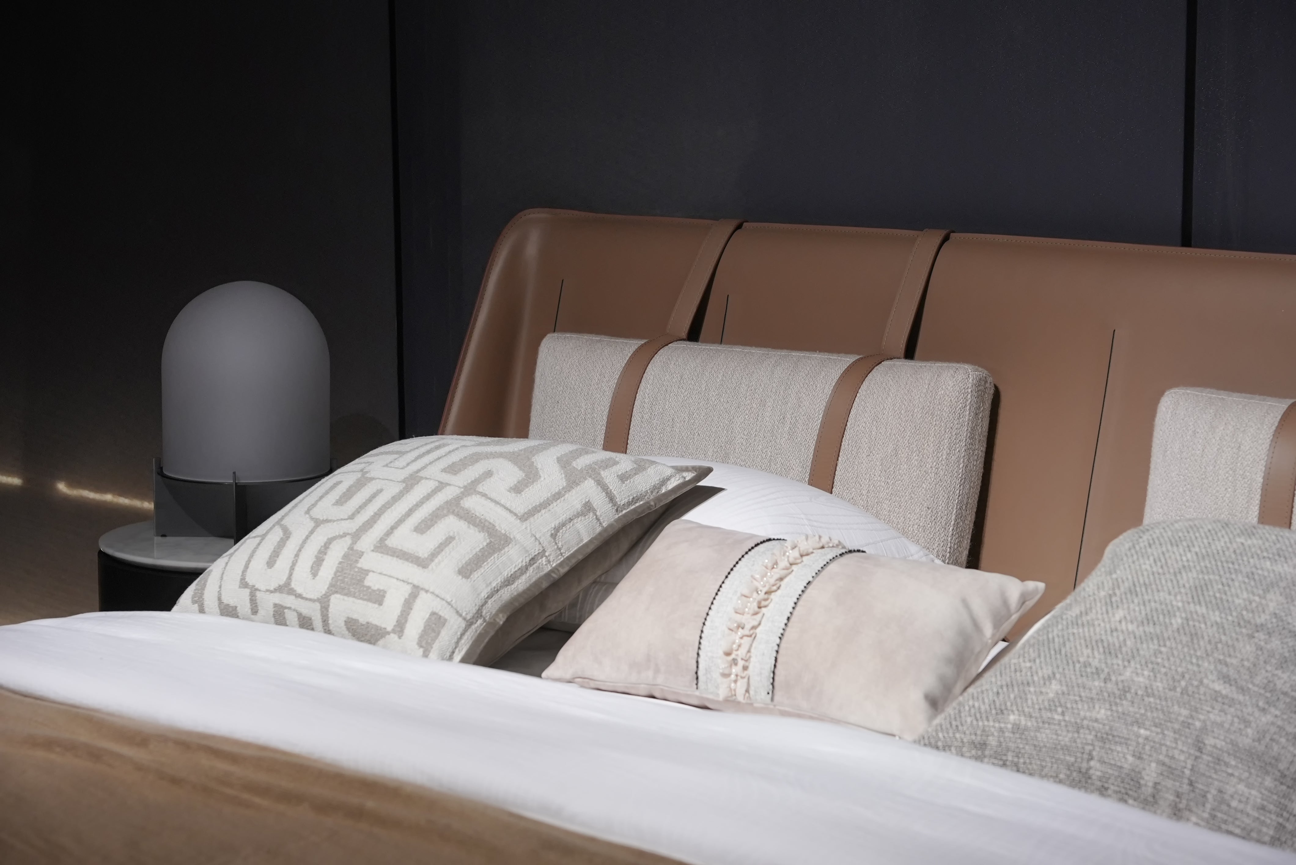 29. Bed