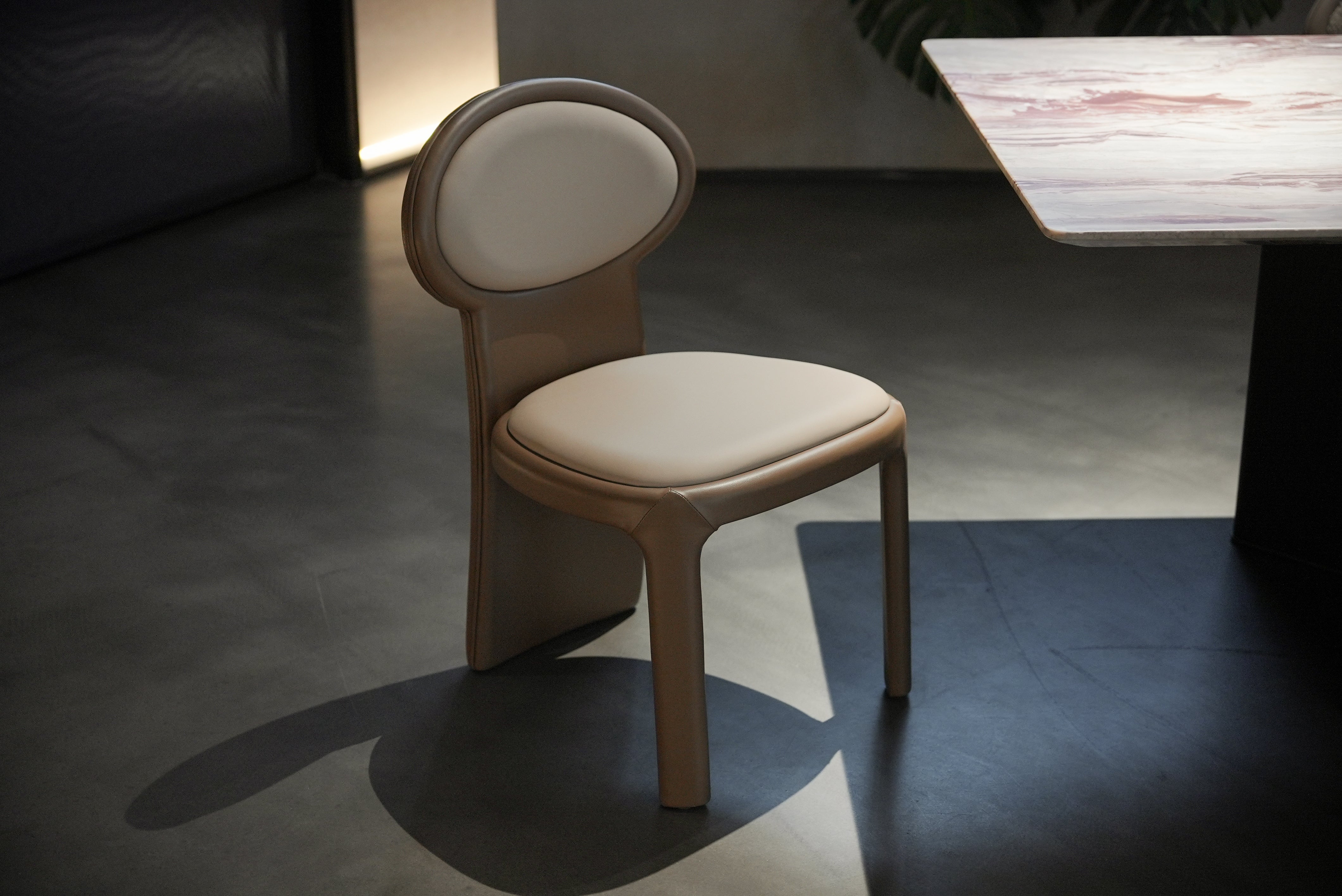 28. Leisure chair