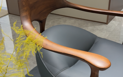 Yuan bao chair
