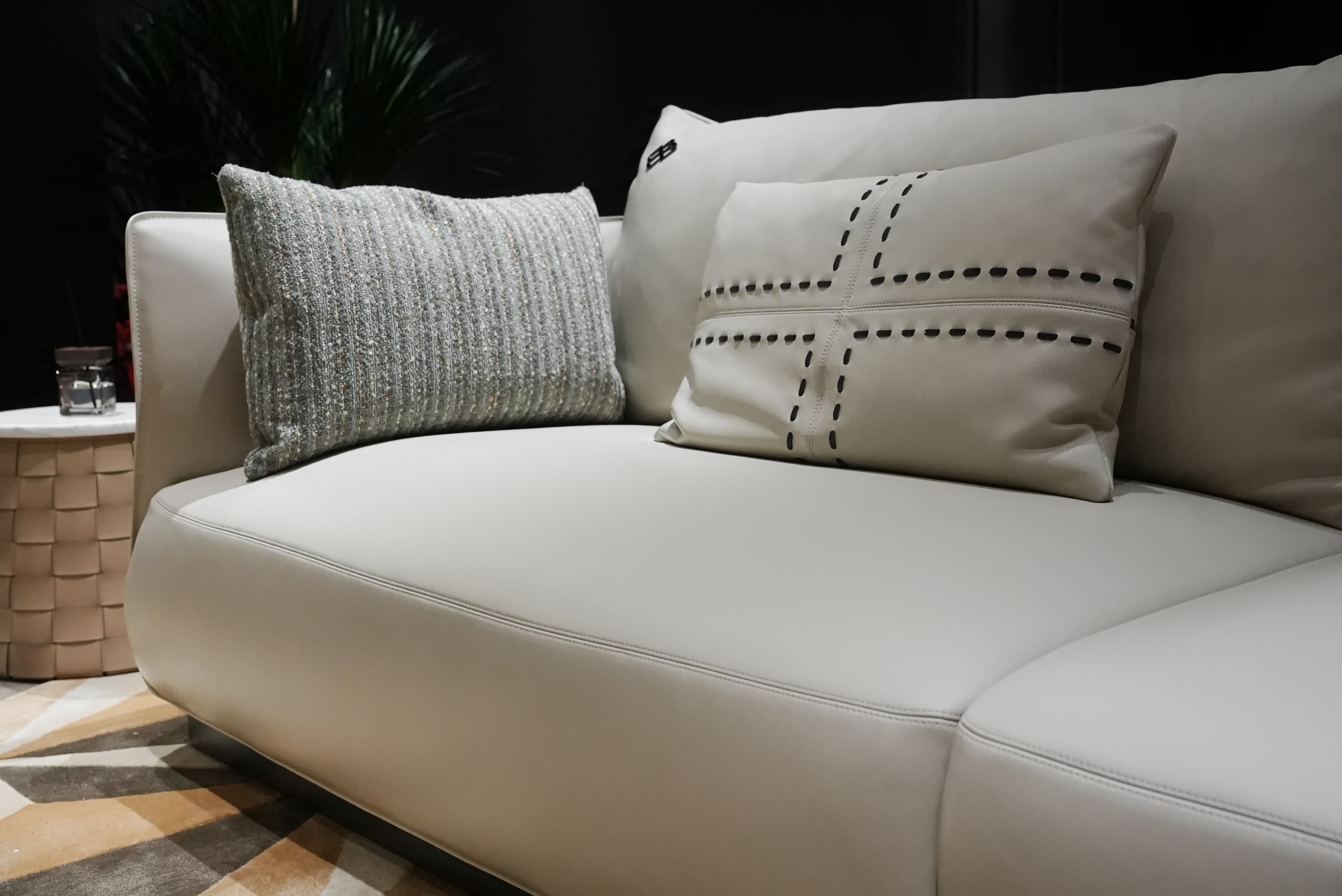 9. Sofa