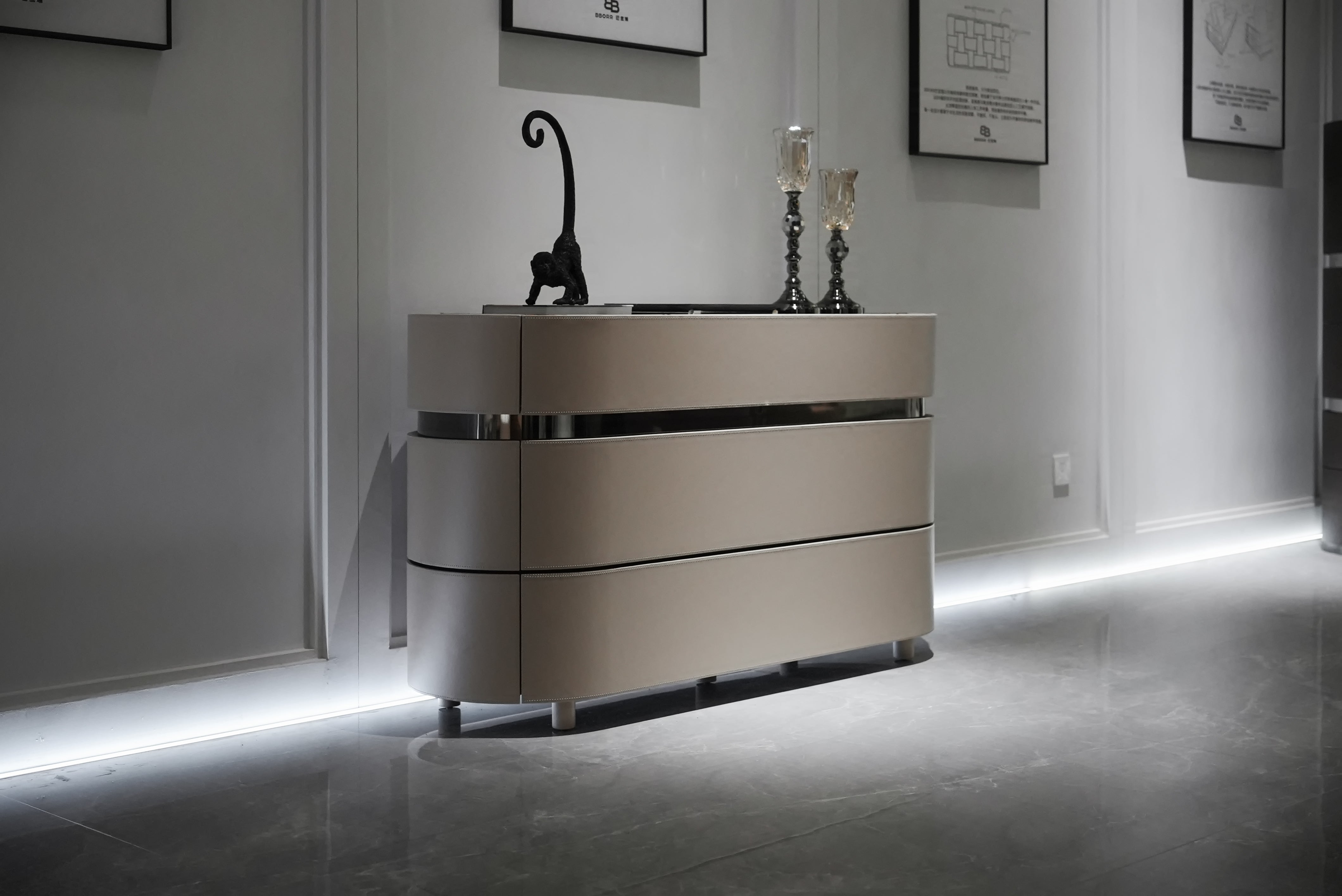 10. Side cabinet