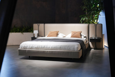 25. Bed