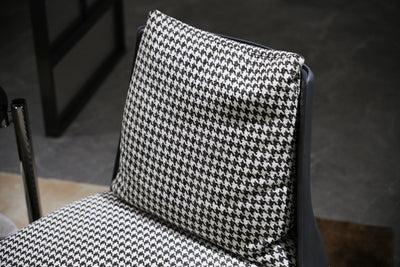 1. Leisure chair